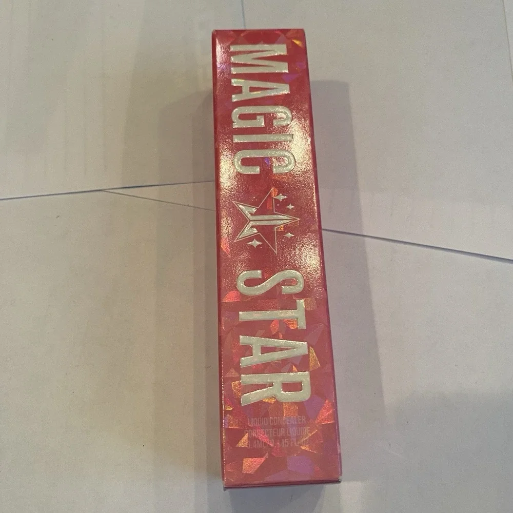 Jeffree Star Cosmetics Magic Star Concealer Yellow
